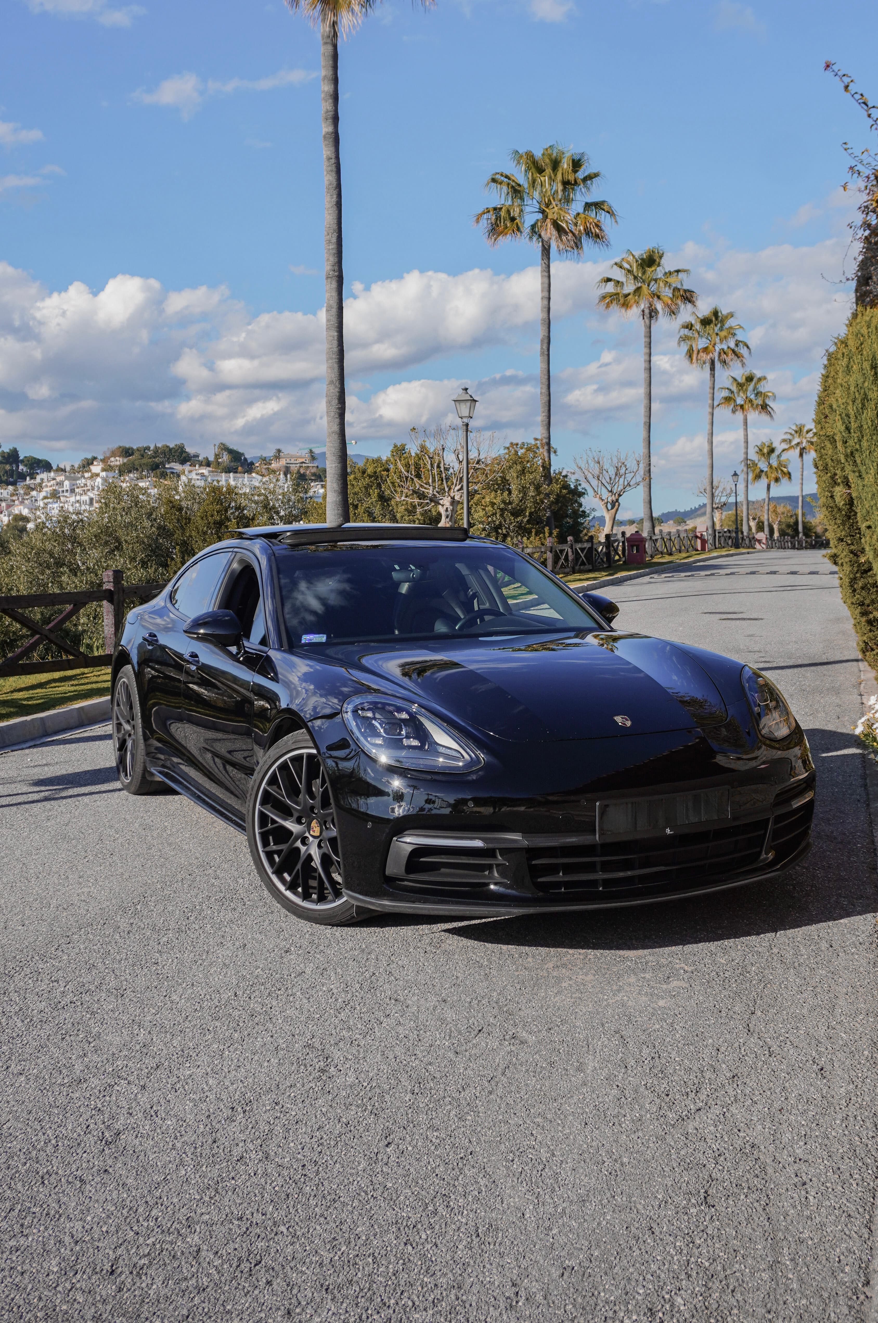 Porsche Panamera 4
